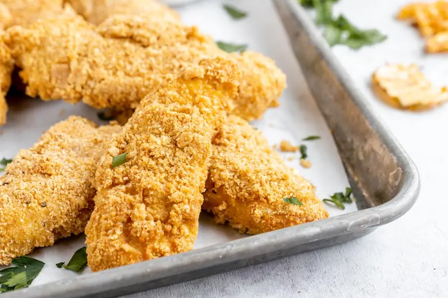 Clara Roselyn’s keto chicken tenders promise crunch, not compromise